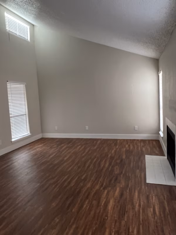 Unit E 204 D 104 floor plan